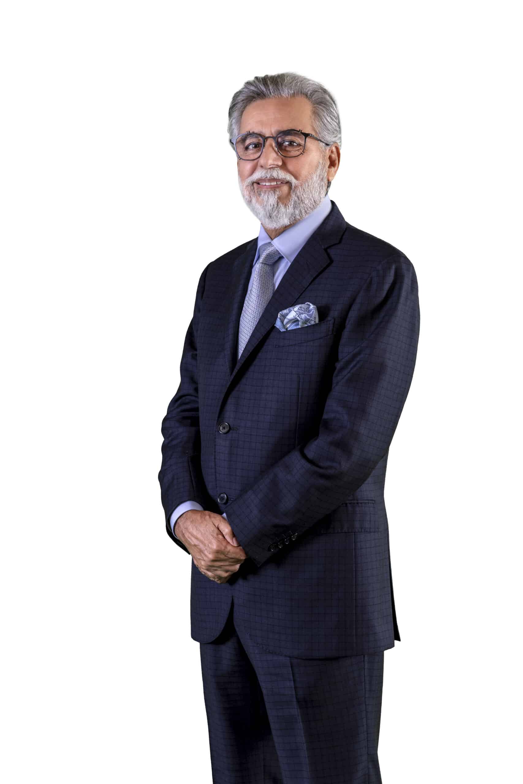 Dr. Pawan Munjal